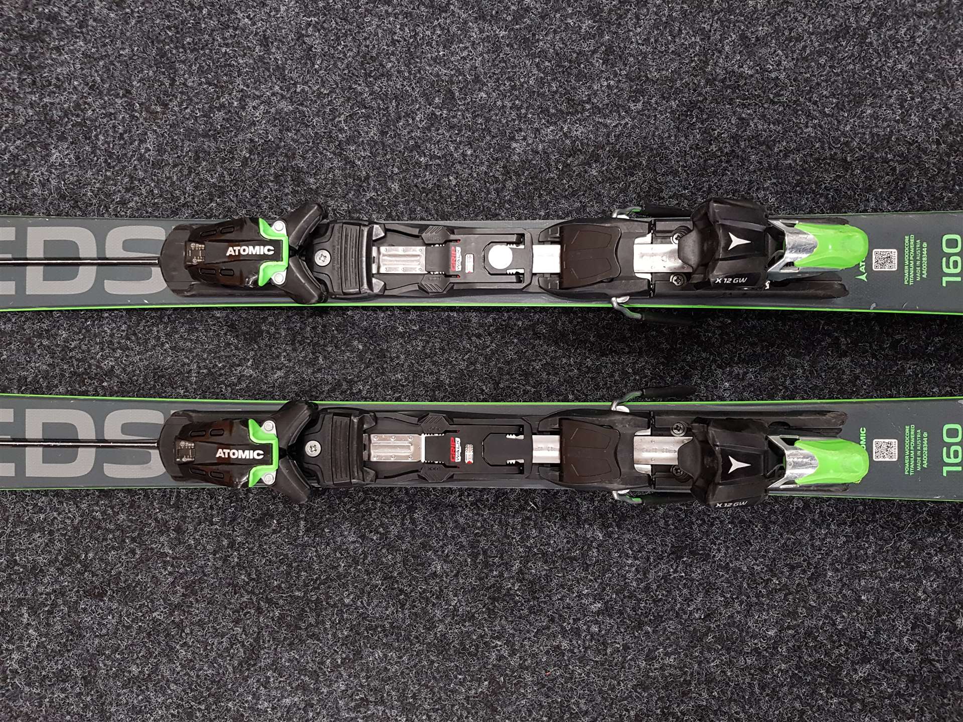 Použité lyže ATOMIC Redster X9 WB Ti + viazanie Atomic X 12 GW